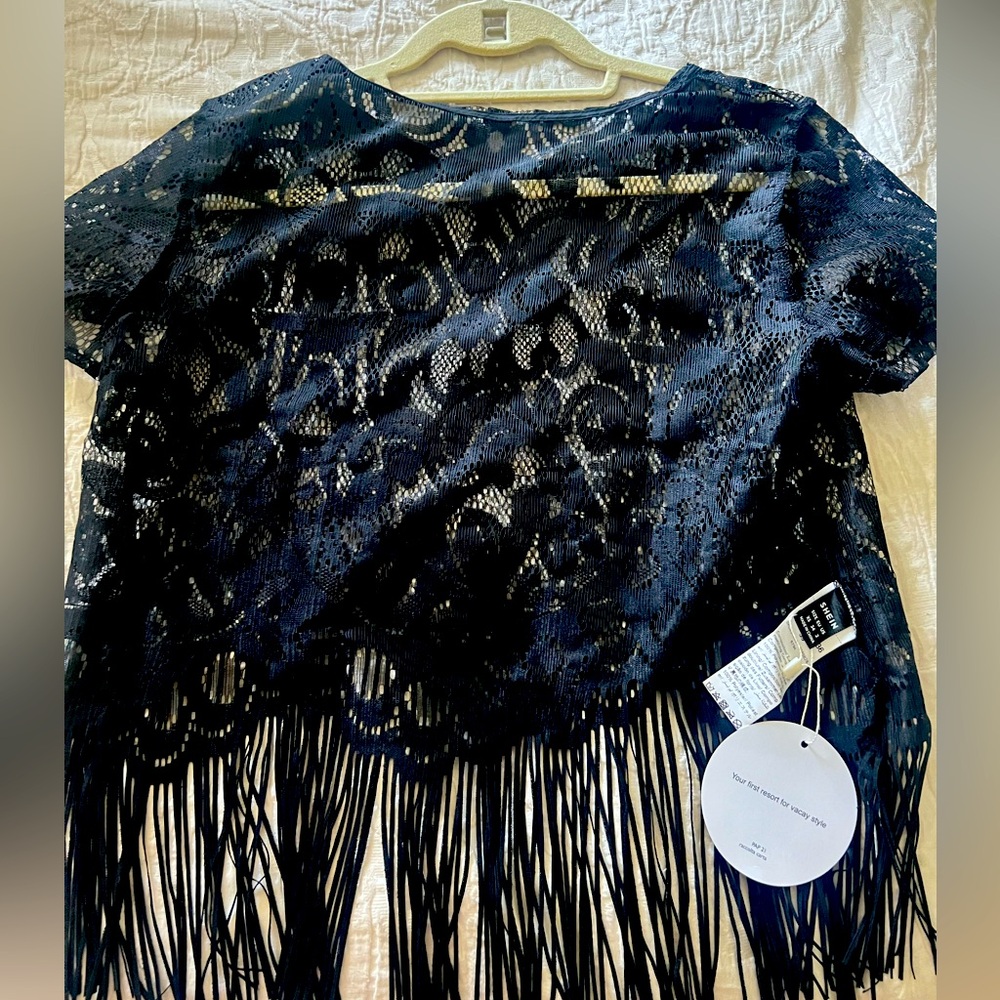 Black Lace midi top**!